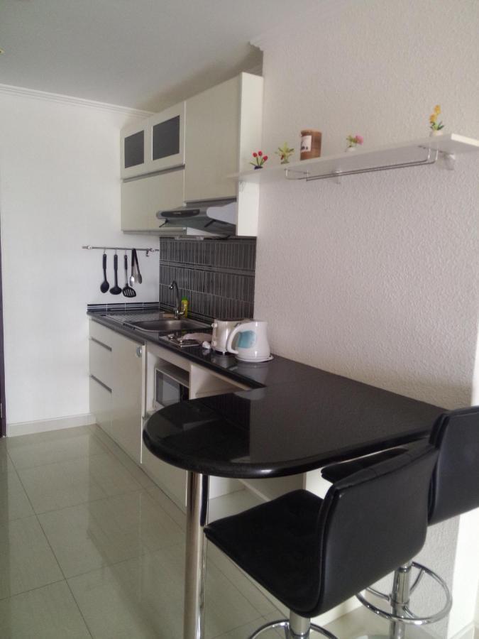 Joy Shop At View Talay 6 Apartment Pattaya Bagian luar foto