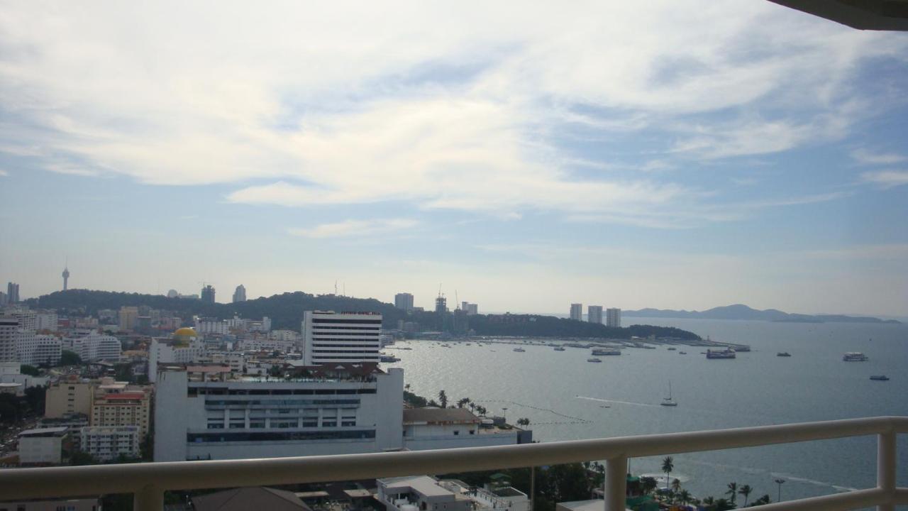 Joy Shop At View Talay 6 Apartment Pattaya Bagian luar foto