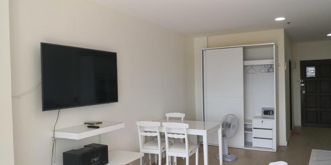 Joy Shop At View Talay 6 Apartment Pattaya Bagian luar foto