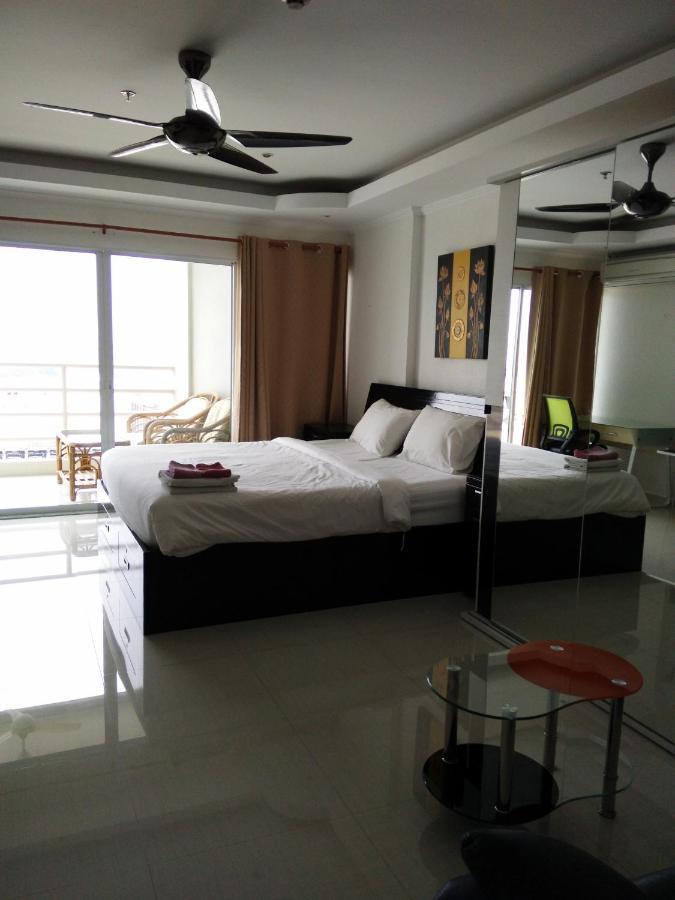 Joy Shop At View Talay 6 Apartment Pattaya Bagian luar foto